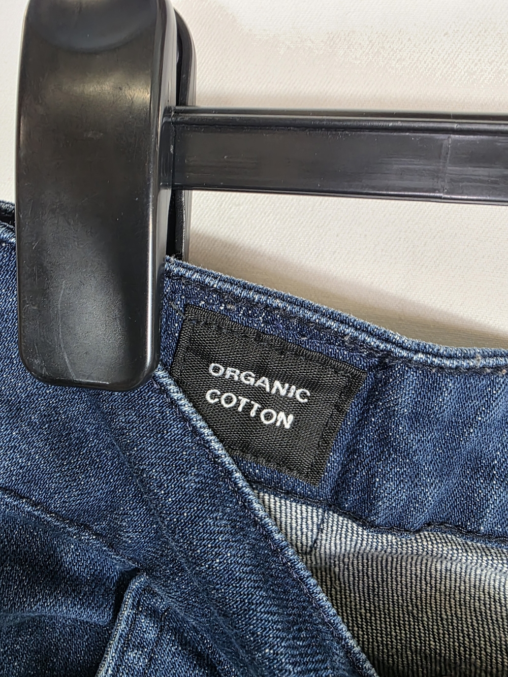 Sisley Wide-Leg High-Rise Jeans in Medium Blue Denim - Picture 10 of 15